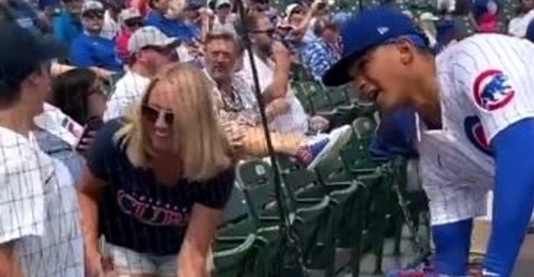Adbert Alzolay Meets Cubs Fans From Around the World While Mic'd Up at the  London Series 